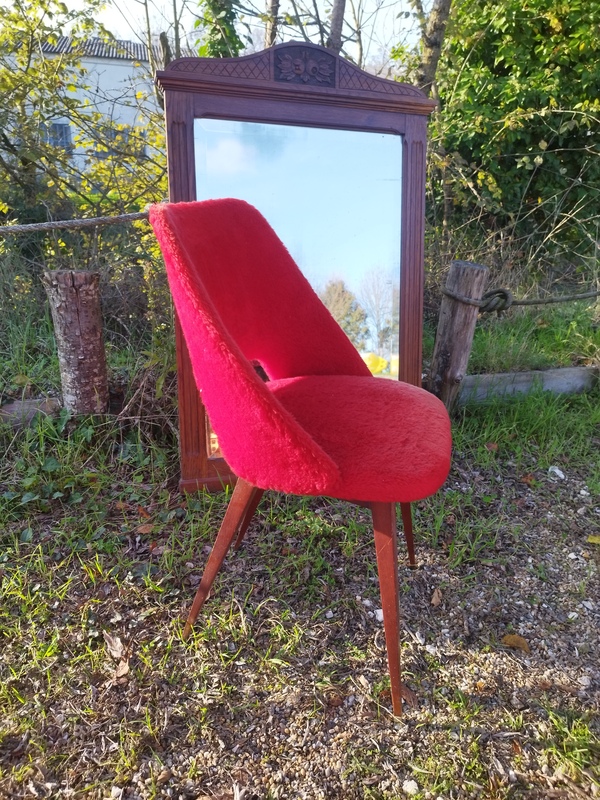 Chaise vintage moumoute