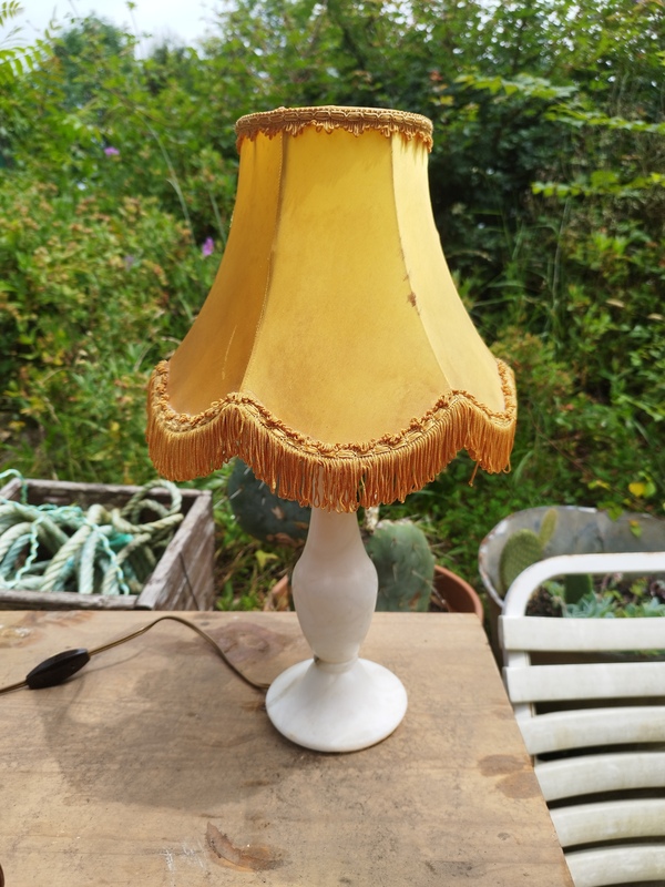 Lampe de chevet en albâtre