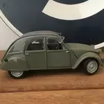 Citroen 2cv solido 1/18