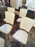 Lot de six chaises skai 