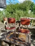 Paire de chaises vintage chrome et skai 