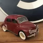 Renault 4 CV Solido 1/18