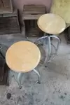 Tabouret à vis industriel